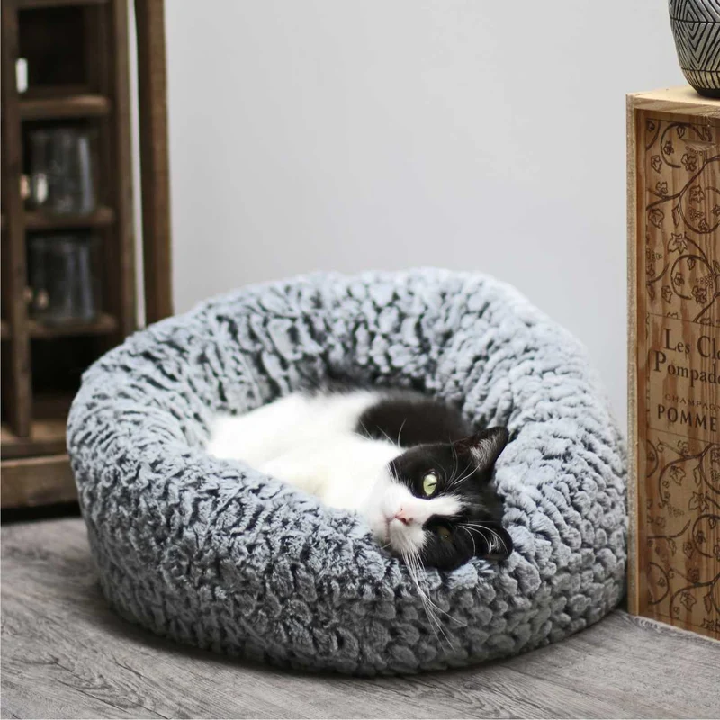 Corbeille fourrure pour Chat