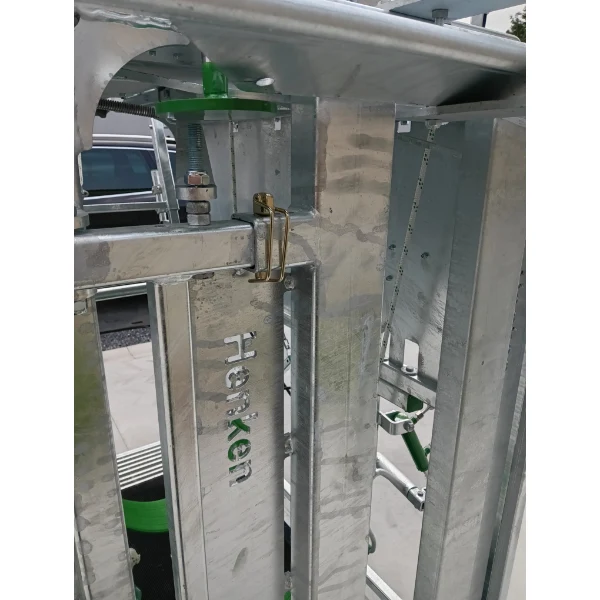 Klauwbekapbox Henken type L-Hydra V2
