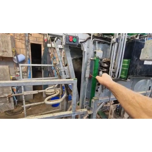 Klauwbekapbox Henken type L-Hydra V2