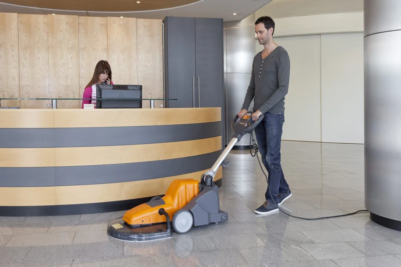 Monospazzola Diversey TASKI ergodisc 2000 DISPONIBILE IN 20 GIORNI LAVORATIVI