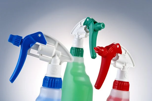 Spruzzatore schiumogeno verde per flacone 750 ml Diversey Trigger a schiuma bianchi per flaconi spruzzatori Verde 1 pezzo DISPONIBILE IN 7 GIORNI LAVORATIVI