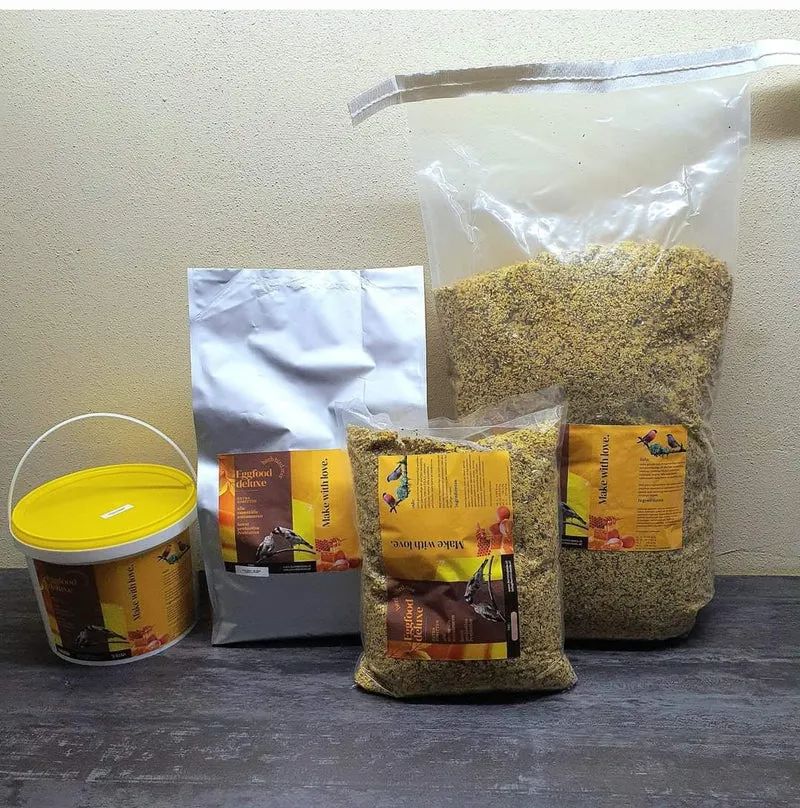 Pack combiné - Pâtée aux œufs Deluxe 3 kg (sac) + Mélange de graines germées Super Mix 3 kg (sac)