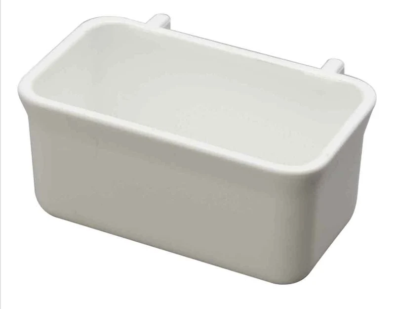 Gamelle en plastique avec crochets 9x5x4,4cm