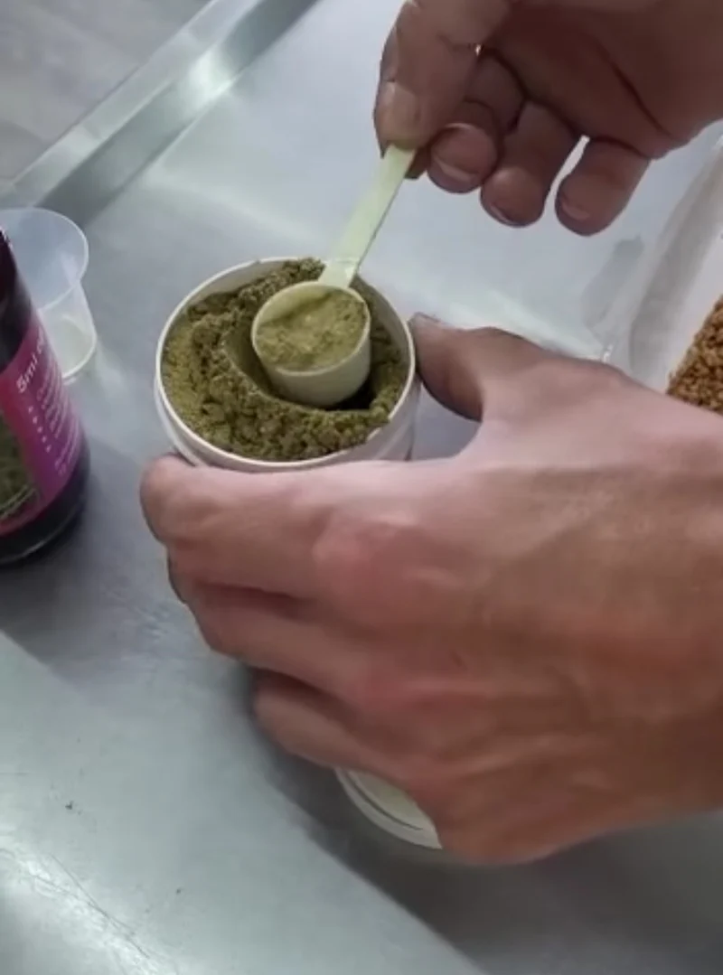Mue parfaite - Mélange d'herbes pour oiseaux