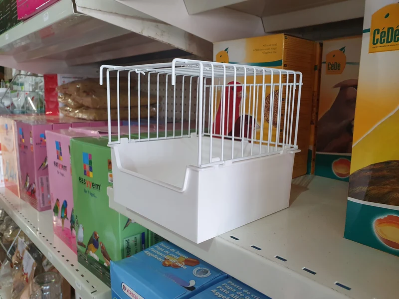 Cage bébé avec porte petite