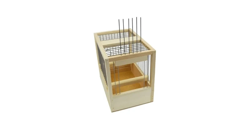 Cage chantante en bois 21x24x16cm