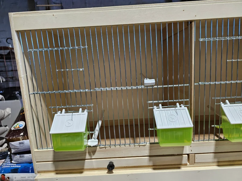 Cage d'élevage en bois 120 cm 3 pièces - Avec couvertures avant et gamelles (ARTICLE VOLUMINEUX)