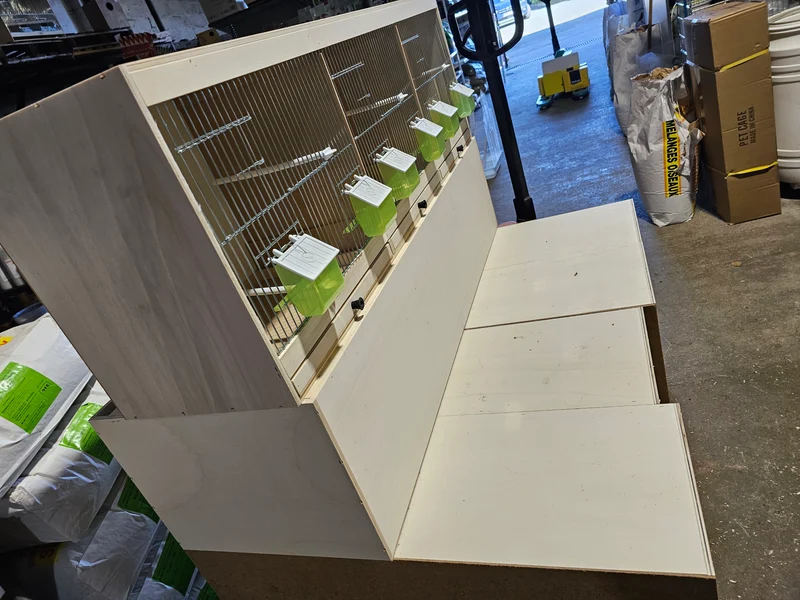 Cage d'élevage en bois 120 cm 3 pièces - Avec couvertures avant et gamelles (ARTICLE VOLUMINEUX)