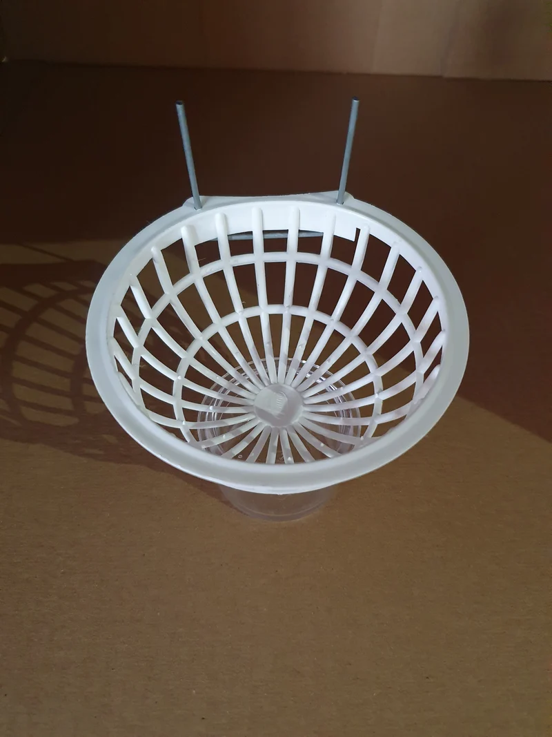 Nid en plastique, crochets en fil de fer, blanc Ø 10 cm