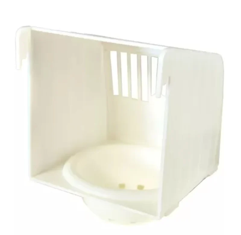 Nid suspendu blanc avec bol nid blanc