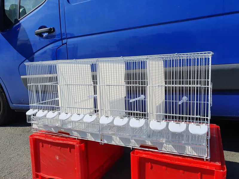 Cages d'élevage empilables en fil de fer blanc 102 cm (boîte de 3)