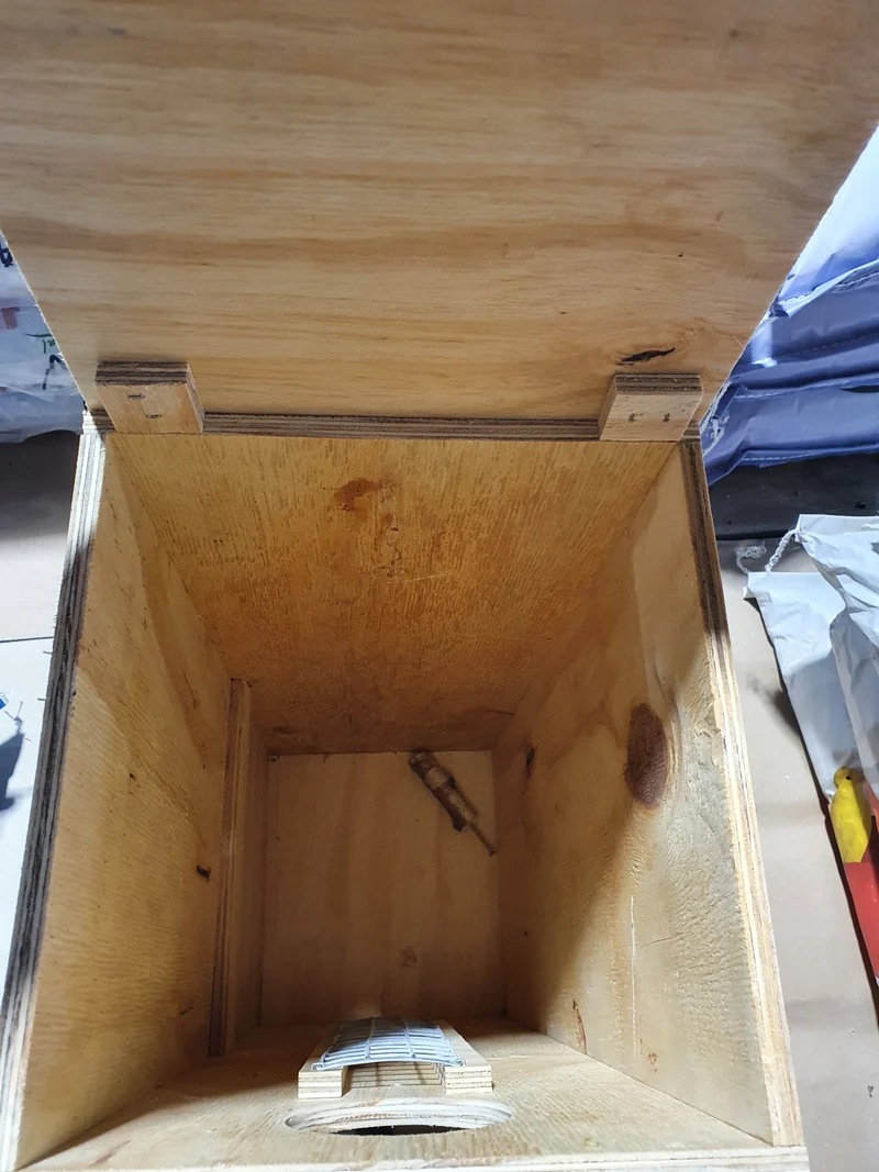 Nichoir Grandes Perruches 60 x 25 x 25