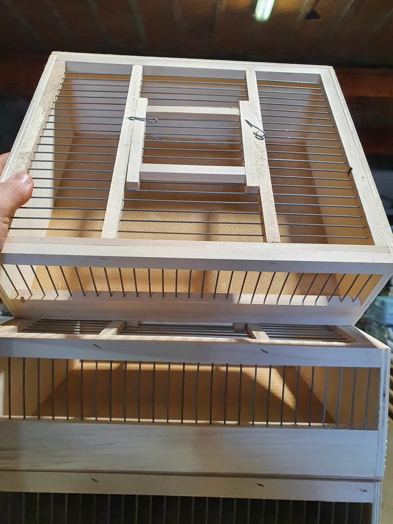 Boîte de transport en bois simple 35x31x11