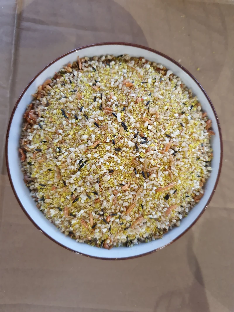 Nutribird Gold Crumble Oiseaux Tropicaux 1 kg (Nourriture sèche aux œufs Orlux)