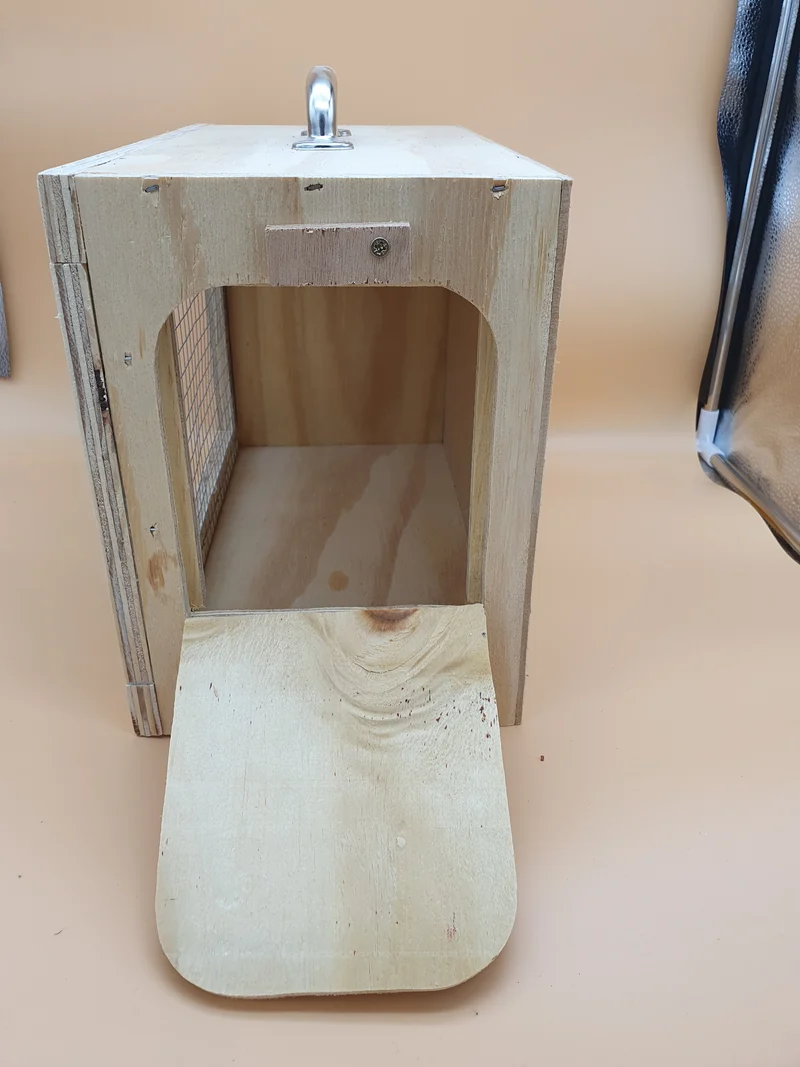 Boîte de transport en bois