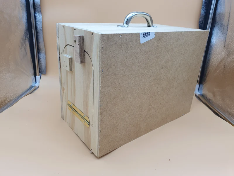 Boîte de transport en bois