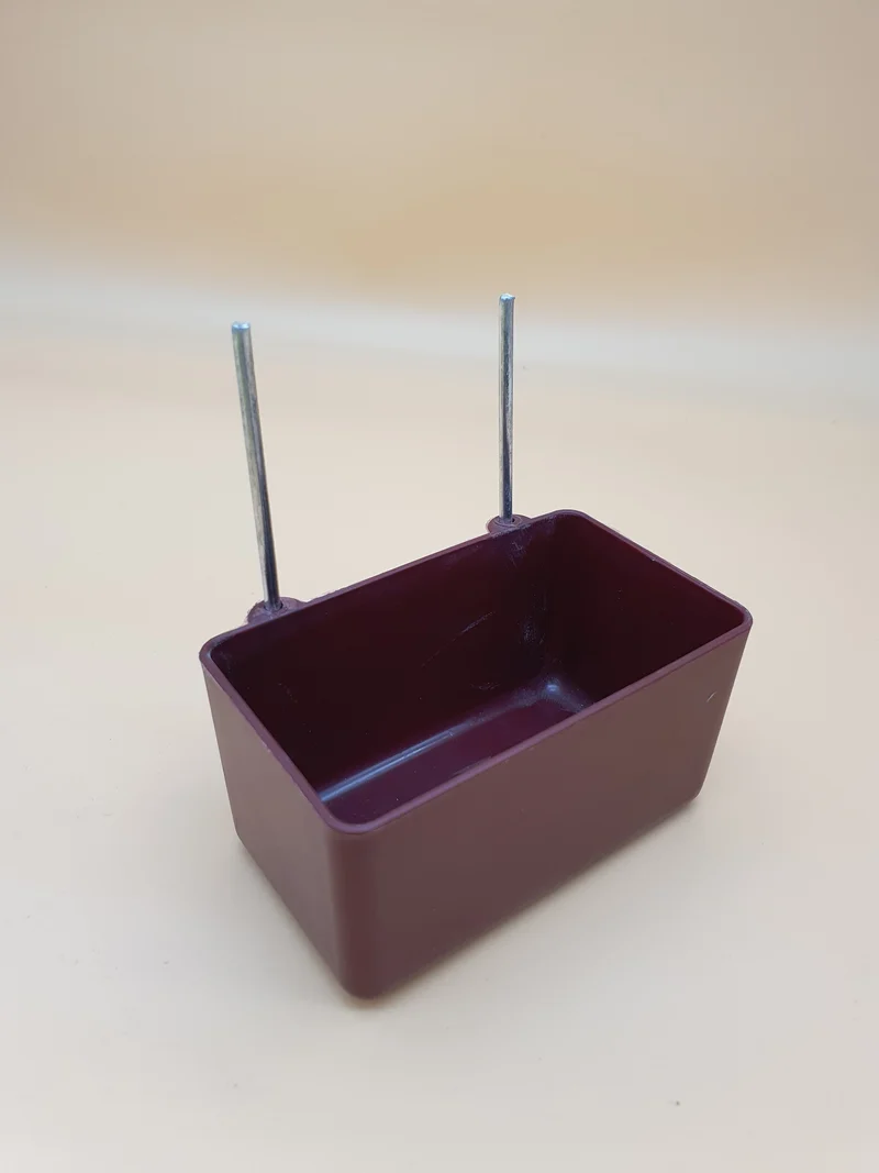 Pot en plastique pour manger, couleurs assorties