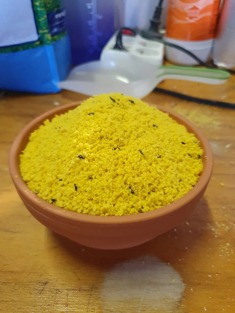 Oropast 2.5kg (Pâtée aux oeufs jaune classique) - Pineta Zootecnici