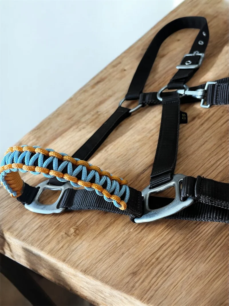 Licol cheval Norton taille Cob avec muserolle tissée à la main