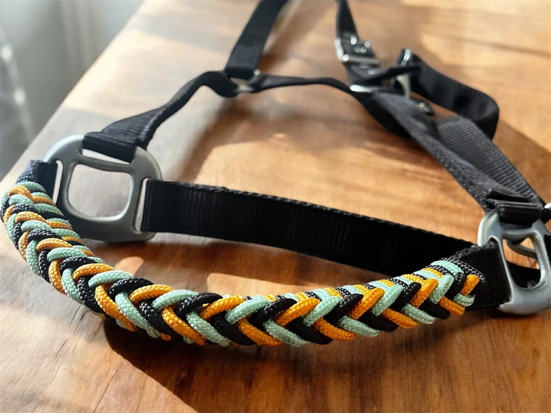 Licol cheval Norton taille Cob avec muserolle tissée à la main