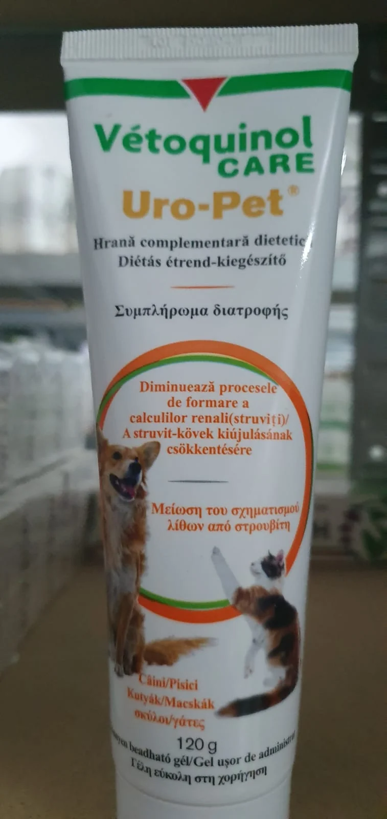VETOQUINOL Uro-pet - preparazione che riduce il rischio di formazione di calcoli urinari 120 g per cani e gatti