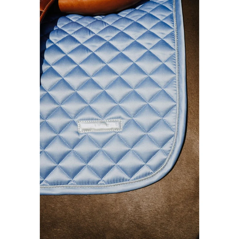 EQUITHÈME Tapis de Selle Nacre de Saut Bleu