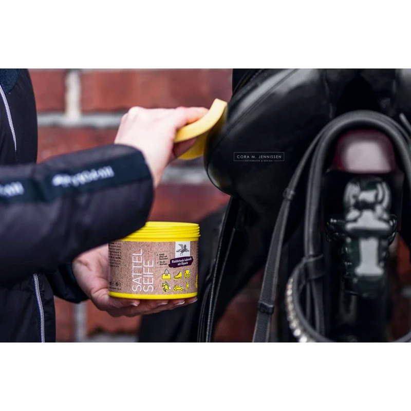 Bense & Eicke Savon pour Selle Pâte